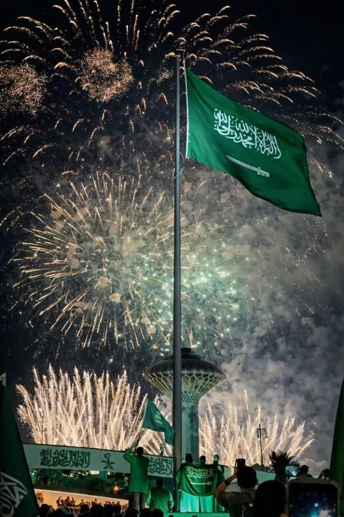 عرض ألعاب نارية من أرشيف أعمال شركة هضاب